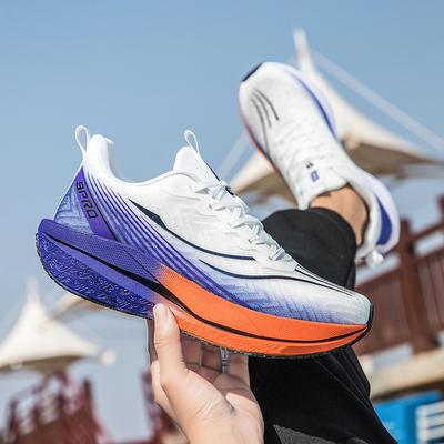 Obuwie uniseks – Sneakersy