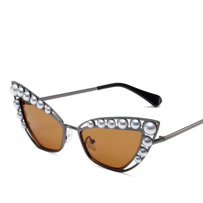 Cat Eye Sunglasses Women Designer Fashion Sexy Metal Frame UV400 Sun Glasses Cateye Shades Diamond Ladies Eyewear
