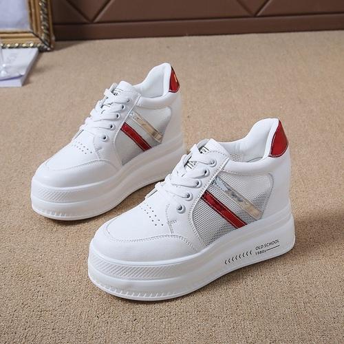 

мода лето 2024 дышащая толстая подошва бисквитные туфли внутри более высокие женские туфли маленькие белые туфли кроссовки на танкетке Zapatos Mujer 40 красный