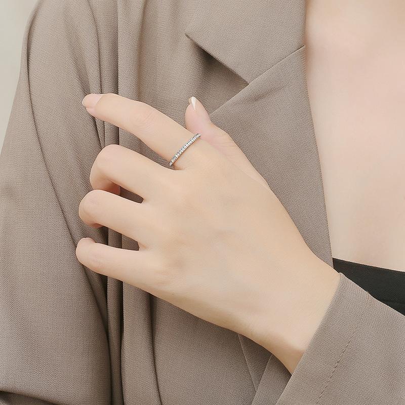 2Mm Titanium Steel Diamond-encrusted Ring for Women's High-end Niche Ins Simple Couple Ring Hand Jewelry