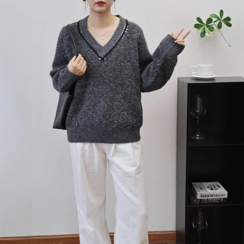 Long-sleeved Sequined High-end Knitted Sweater Top Autumn and Winter New Loose Design Sweater Pullover Woman