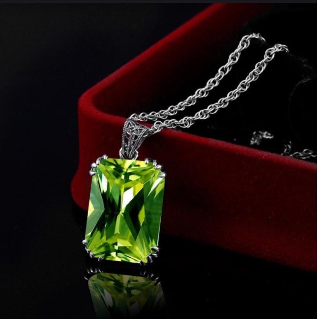 1pcs Necklace And Earrings Set, New Fashion Creative Personality Versatile Earrings Necklace Set, Women Clavicle Chain Crystal Pendant Jewelry Gift