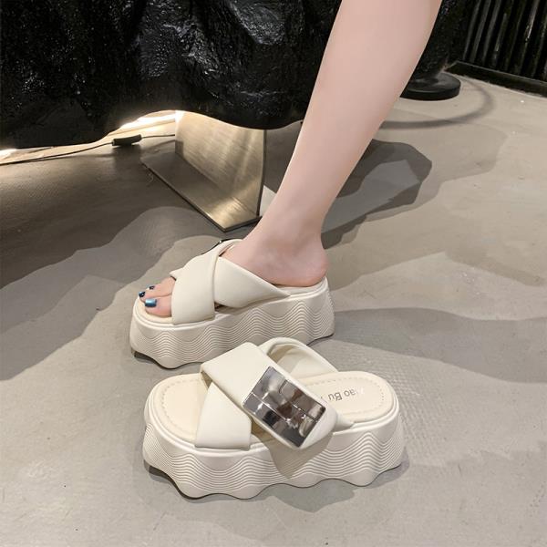 

Fashion Slippers Women Summer Shoes Slides Pantofle Rubber Flip Flops Platform 2025 Hawaiian Soft Casual Hook & Loop Leisure Shoes House 35