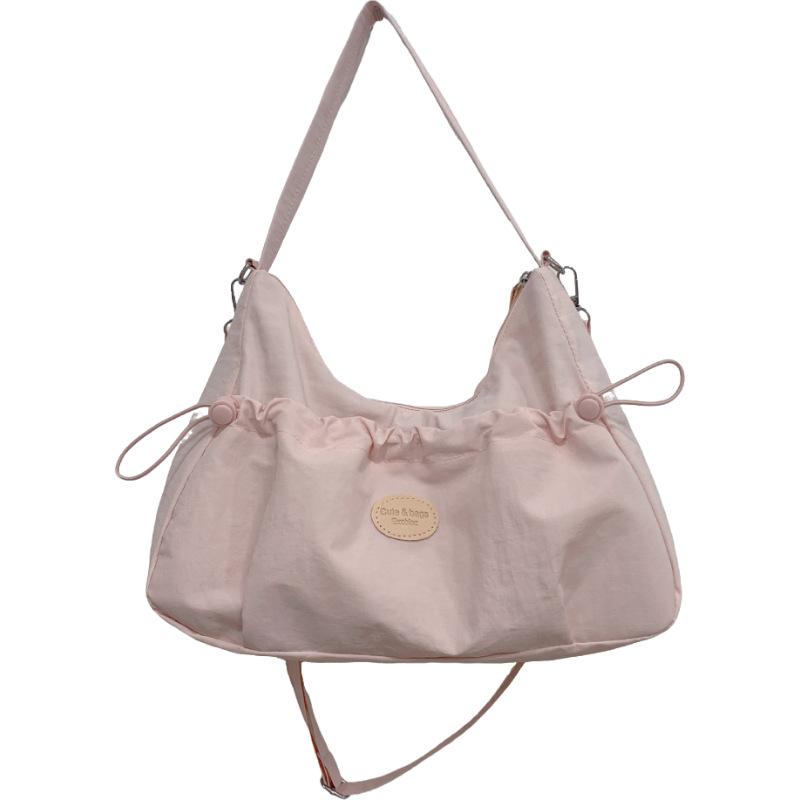 Leichte Crossbody-Tasche im japanischen Stil mit Falten für Damen, lässige Umhängetasche mit Kordelzug, vielseitig für den täglichen Weg zur Arbeit und wa