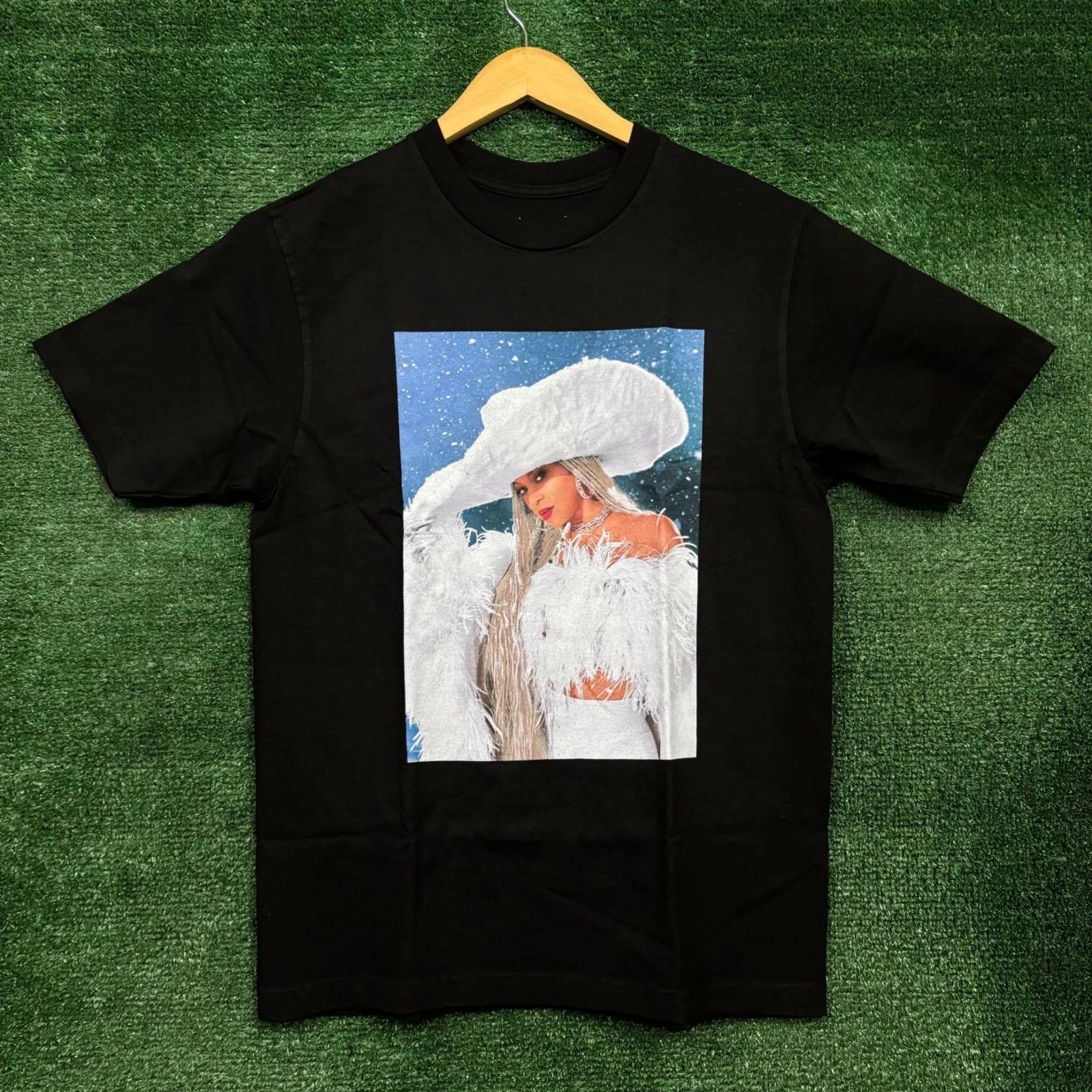

Beyonce Cowboy Carter Ho Ho Ho Down Icy Black T-shirt Size Medium L