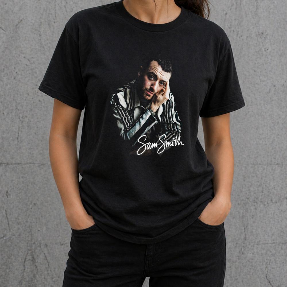 Rihanna T Shirt Pop Music Graphic Tee Unisexs Unisexs Kids Black Gift Idea 2XL
