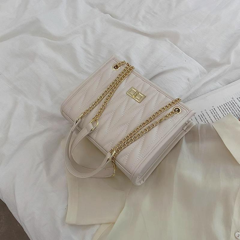 

Premium texture bag summer new fashion diamond niche design small square bag commuter chain women s shoulder bag No specification белый