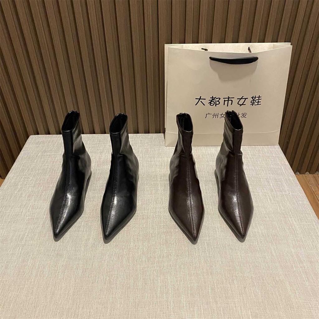 Pointed head height increases, legs are long, short boots, elastic boots, trendy bare boots, European thin and fashionable