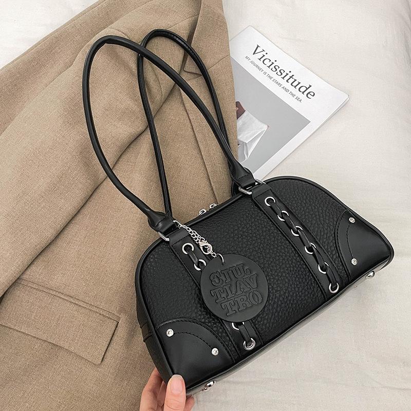 Korean summer niche foreign style underarm bag 2025 new fashion contrasting color casual commuter shoulder Boston bag
