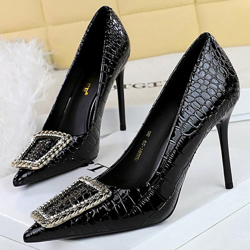 shoes Stone patterned patent leather Women Pumps Rhinestone buckle High Heels 10 CM Stiletto Luxury banquet shoes women