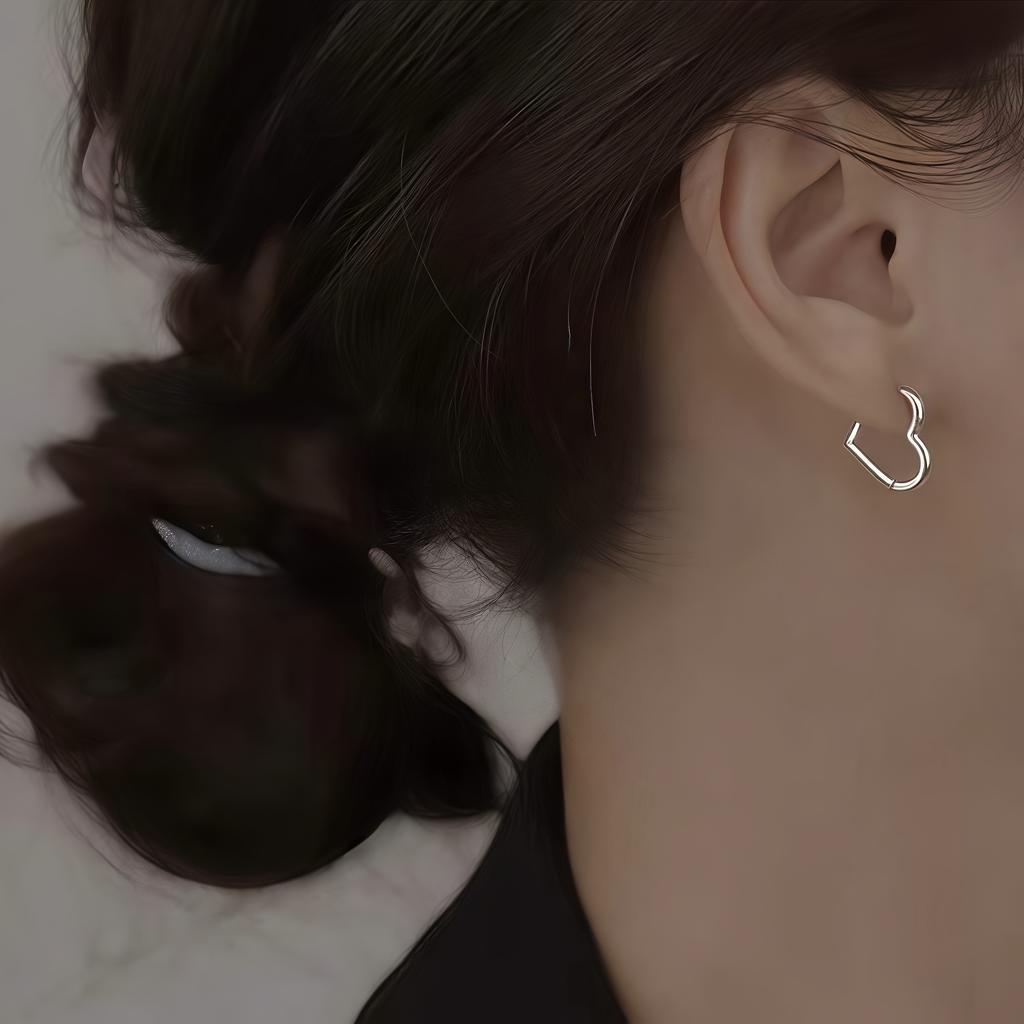 1 Pair Stainless Steel Heart-shaped Earrings Simple and Elegant Fashionable Women's Earrings for Daily Wear or Parties, Jewelry Accessories