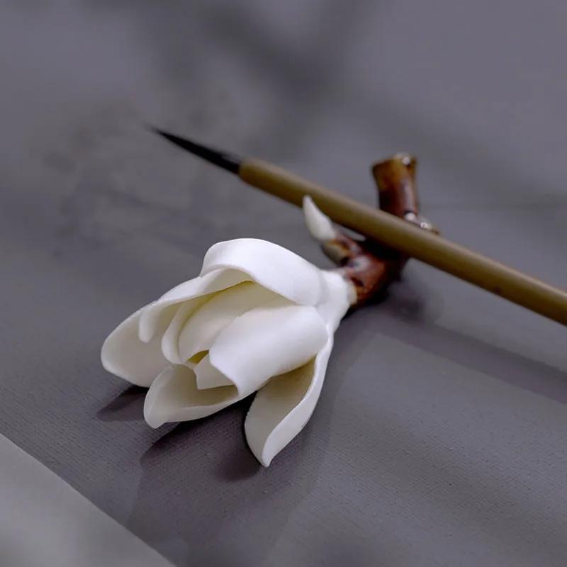 

1pcs Ceramic Plum Blossom Pen Rest Home Desktop Joss-stick Base Incense Ceremony Ornaments Zen Tea Ceremony Accessories Tea Pets
