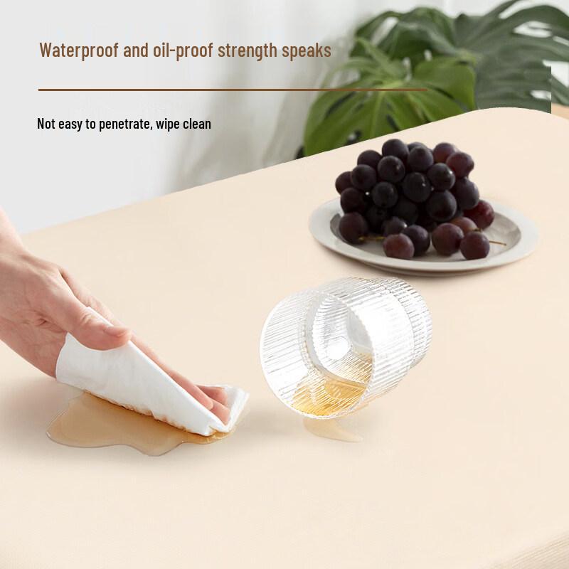 ZISIZ Disposable Plastic Tablecloth