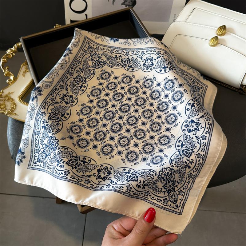 Spring/Summer New 70*70cm Square Scarf Breathable Cashew Print Neckerchief Women’s Classical Imitation Silk Bandannas