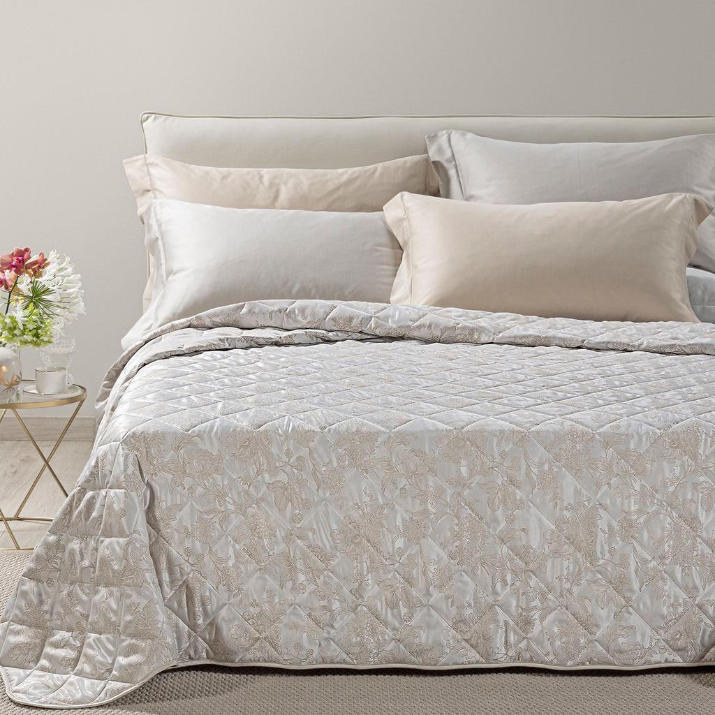 Copriletto Primaverile fioralba in Raso Jacquard 80 gr/mq