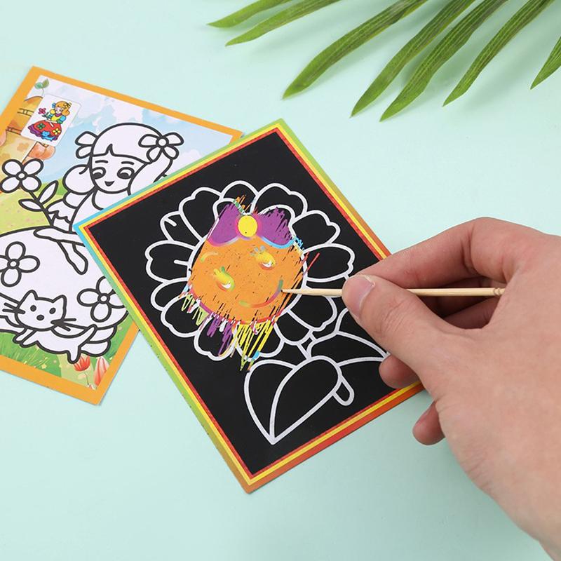 10Sheets Scratching Painting Paper Set Cute Cartoon Mix Style DIY Handmade Graffiti Supply Festival Birthday Party Souvenirs ZYF