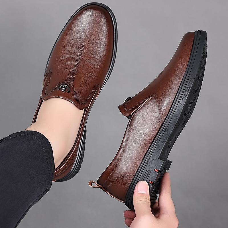 Fashion Outdoor Men Casual Fashion Shoes Comfortable Leather Fashion Flats Men Handmade Mens All-match Loafers New Men Business Footwear