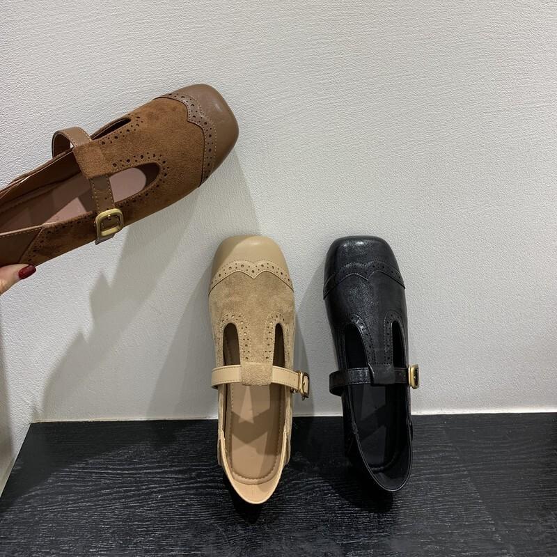 Soft-soled version~ retro carved square head shallow mouth single shoes flat-soled small leather shoes women's niche design French Mary Jane shoes