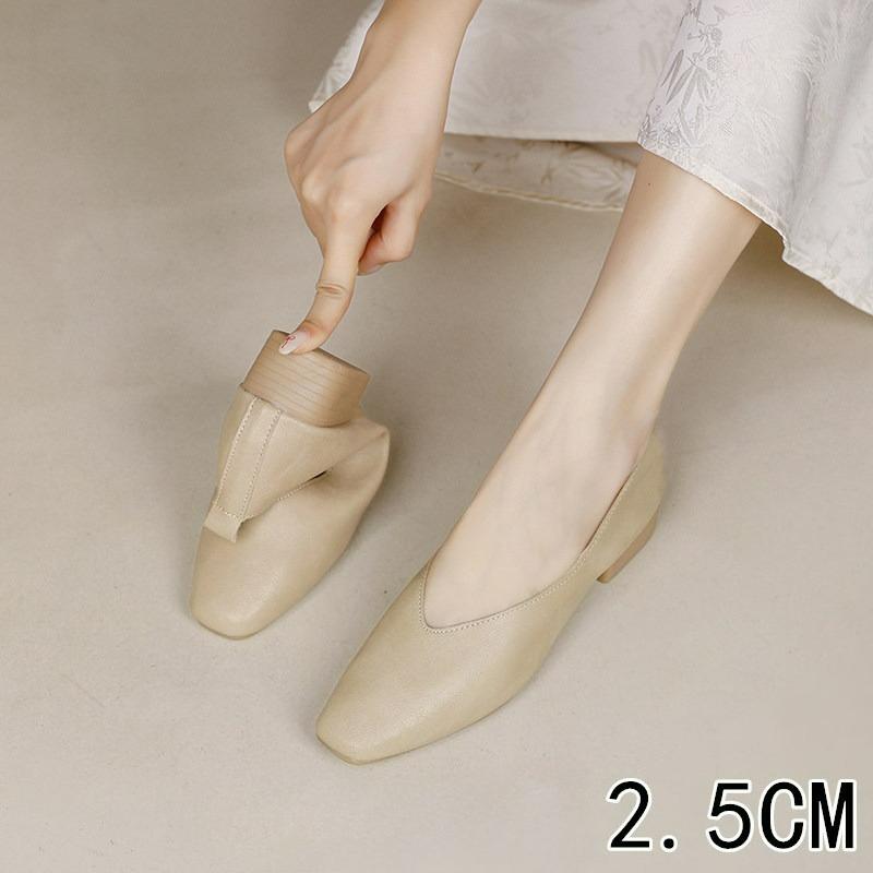 

Mother Shoes Women s Soft Leather Flat-bottomed Single Shoes Spring All-match Soft-soled Comfortable Women s Shallow-mouth Work Shoes EU33/CN34 абрикосовий