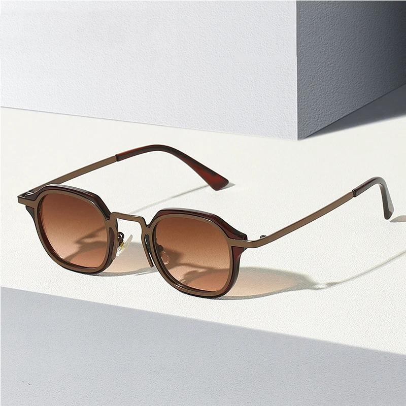 2026 New Stylish Retro Small-Frame Sunglasses Classic Driver Shades for Men Outdoor Travel UV Protection Eyewear UV400