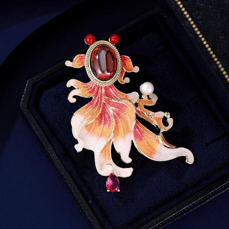 Chinese-style Koi Brooch, High-end Women's Exquisite and Individual Enamel Brooch, Niche Design Sense Brooch