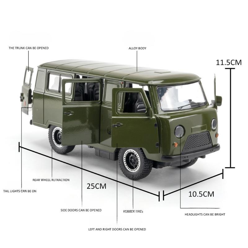Simulation Alloy 1:18 Russia UAZ Hunter Off Road 4x4 SUV Car Model Sound Light Collectibles Birthday Gift for Boy Toy Vehicles