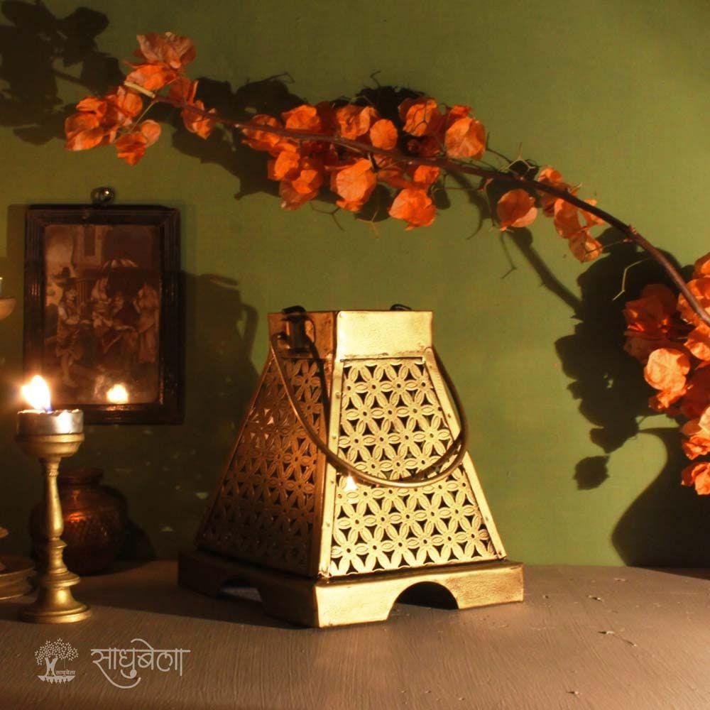 Antike goldene Maya-Laterne - klein - pyramidenförmige Kerzenlaterne des Maya-Tempels