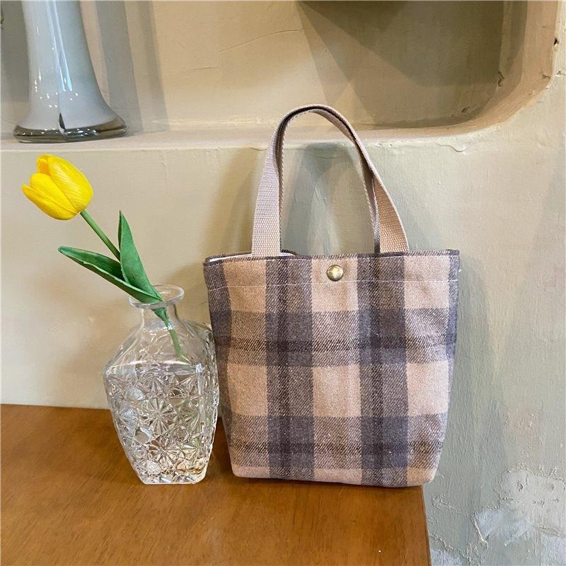 Stylish Ins Checkered Woolen Lunch Bag Chic Minimalist Tote For Everyday Use