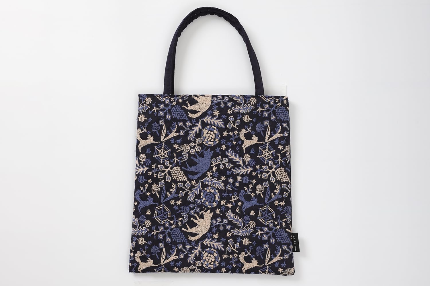 

DDintex Ten to Sen A Сумка-тоут, Тропинка лисы (Лисий путь) Дизайн, Темно-синий, 21,5 x 23 см [Ткань с вышивкой «Точки и линии»]