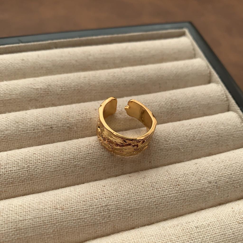 Welfare Cold Wind Resin Ring Zircon Ring Versatile Spiral Ring Fashionable Personality Women