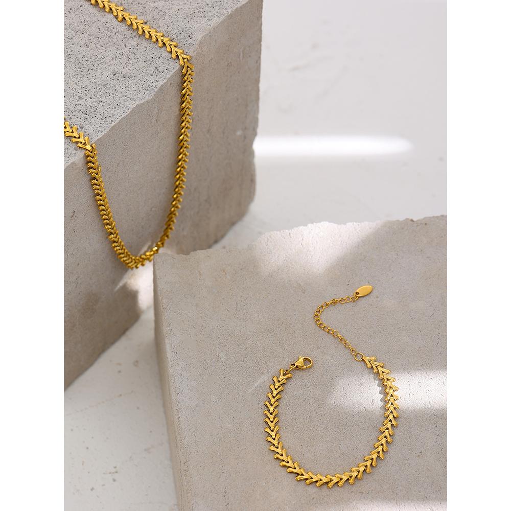 Yhpup Stainless Steel Leaf Necklace Minimalist Metal Texture Women Collar Necklace joyería acero inoxidable mujer Party Gift