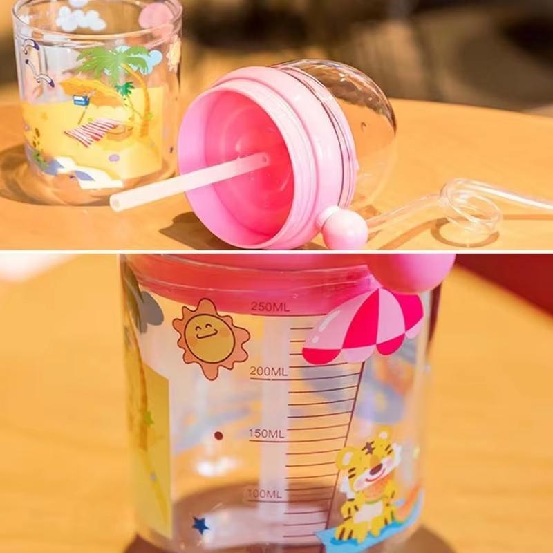 Walform Sprühbecher, Kinder Trinkbecher mit Strohhalm, Niedliche Delfin-Wasserflasche, Lebensmittelgeeigneter Plastikbecher, Geburtstagsgeschenk