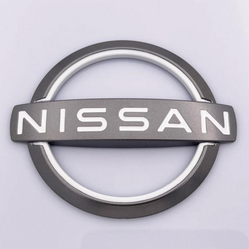 

Car Front Hood Emblem Rear Trunk Badge Sticker For Nissan Qashagai Sylphy X-trail Note Elgrand Leaf Juke Exterior Accessories 11.7x10cm