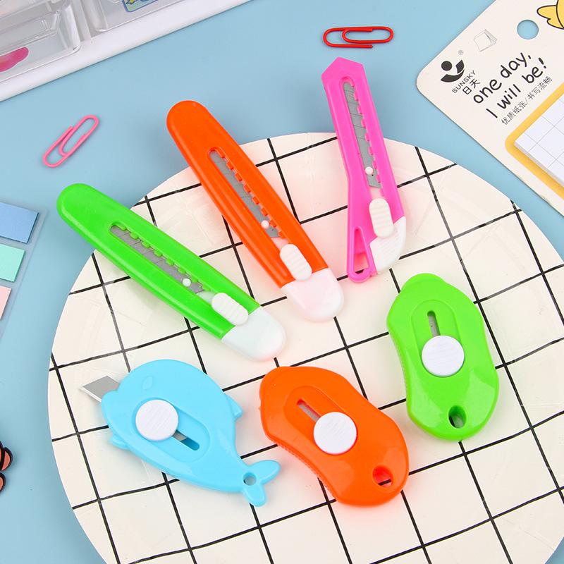 Compact Cute Utility Knife: Mini Size for Unboxing, Office, and Craft Use