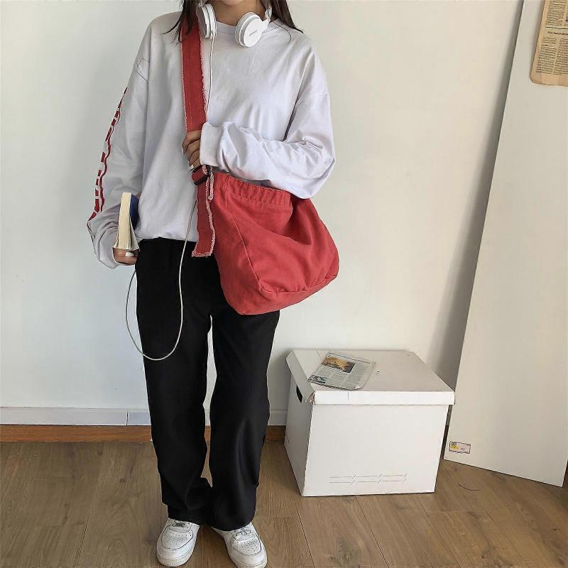 Damaxelväska Canvas Messenger Bag Casual Väska Stor Kapacitet Crossbody-väska Grunge-väska för Shopping Resor Kontor Vit