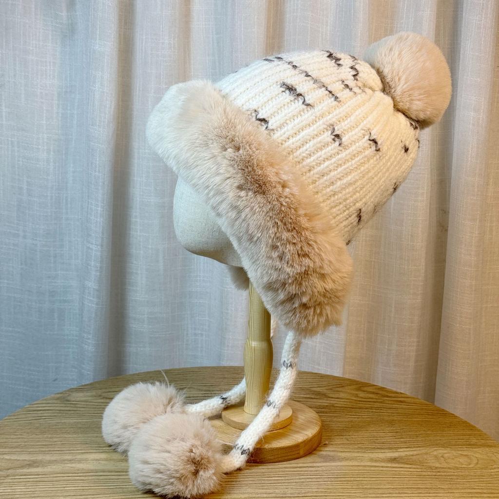 Cute Fur Ball Ear Protection Hat for Women In Autumn and Winter Thickened Knitted Versatile Face Showing Small Woolen Hat Outdoor Warm Lei Feng Hat