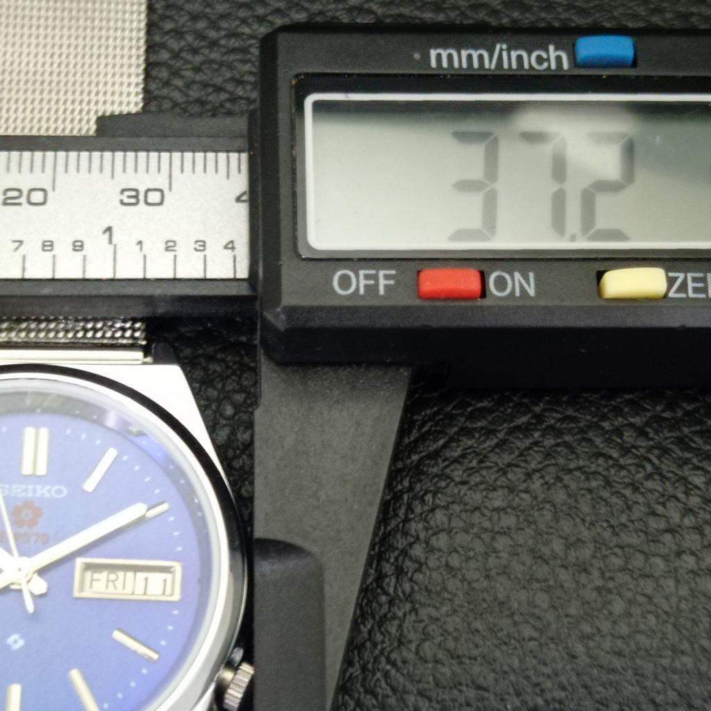 REFURBISHED VINTAGE SEIKO EXPO 70 AUTOMATIC JAPAN MENS BLUE DIAL WATCH a433580-2 R117-a433580