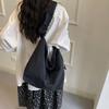 Fashionable Street Style Pu Tote Bag With Spacious Capacity Soft Mid-hardness