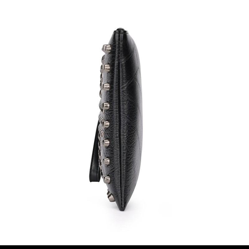 Herren- und Damen-Clutch-Taschen, neue Nietentaschen, Retro-Geldbörsen, Nietentaschen, Handgelenktaschen.