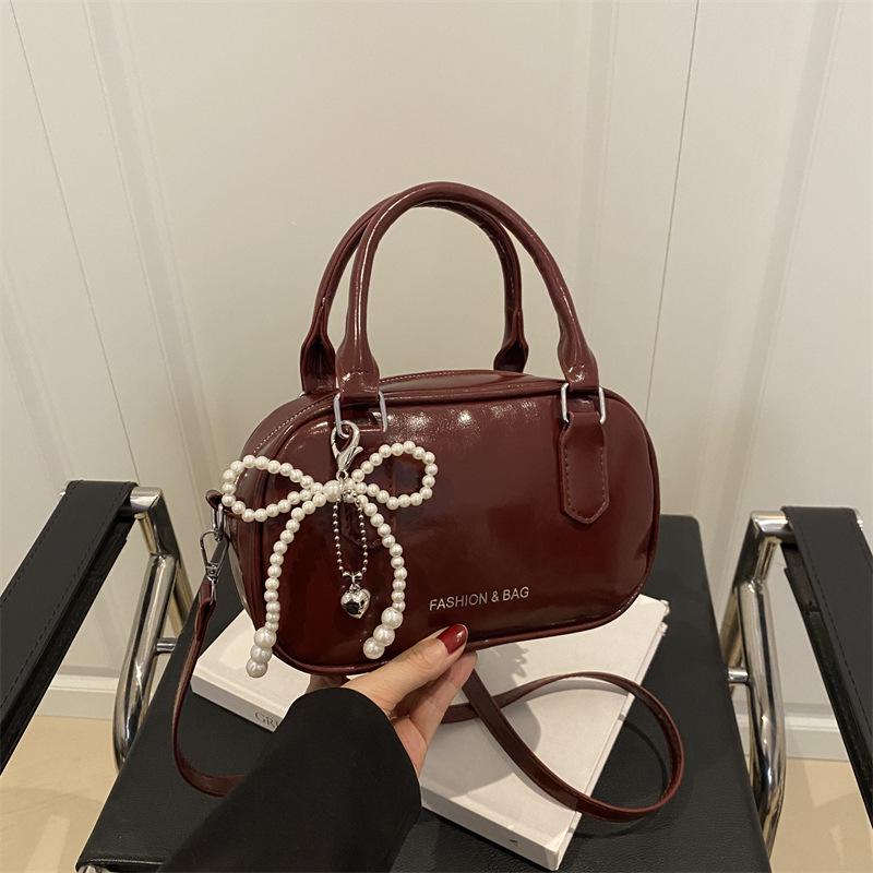 2025 Pearl Bow Trendy Crossbody & Shoulder Handbag