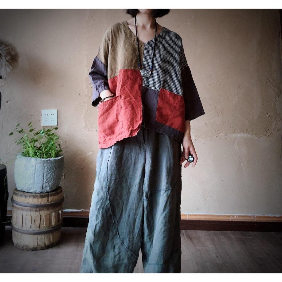 Ancient Mud Patchwork Loose Linen Top - Women's Plus Size Artistic Black & White Plaid Shirt