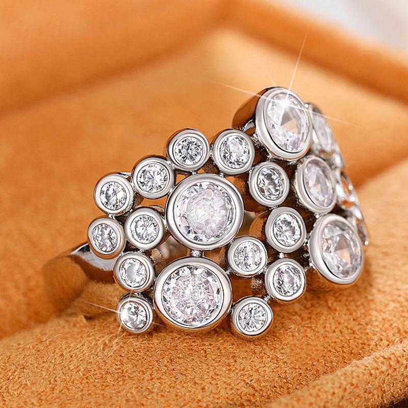 

Unique Design Round Wedding Ring Women Silver Band Ceremony Party Luxury Ladies Zircon Finger Ring for Gift 10 срібний