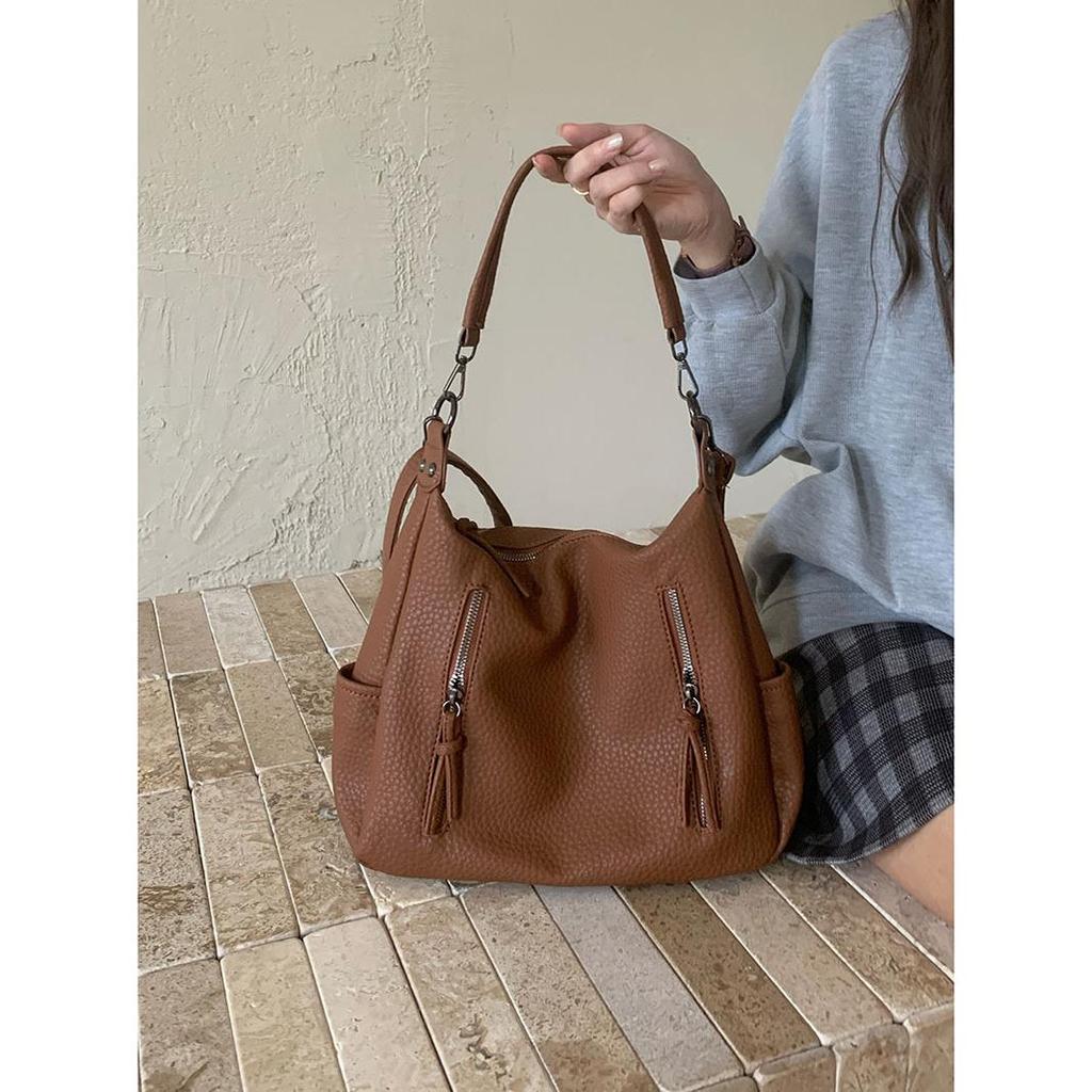 Retro Style Hobo Bag For Women Large Capacity Tote Bag Classic PU Leather Shoulder Bag Purses Single Shoulder Crossbody Bag