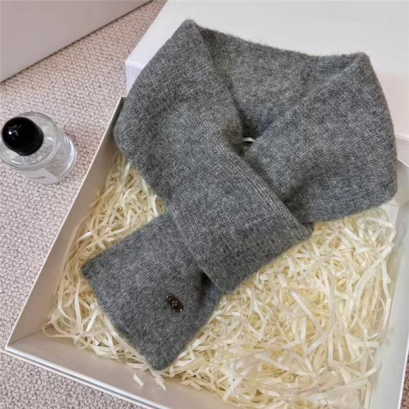 New Japanese and Korean Style Wool Knitted Blended October Siege Winter Piercing Earring Small Scarf Versatile Warm Neck Scarf