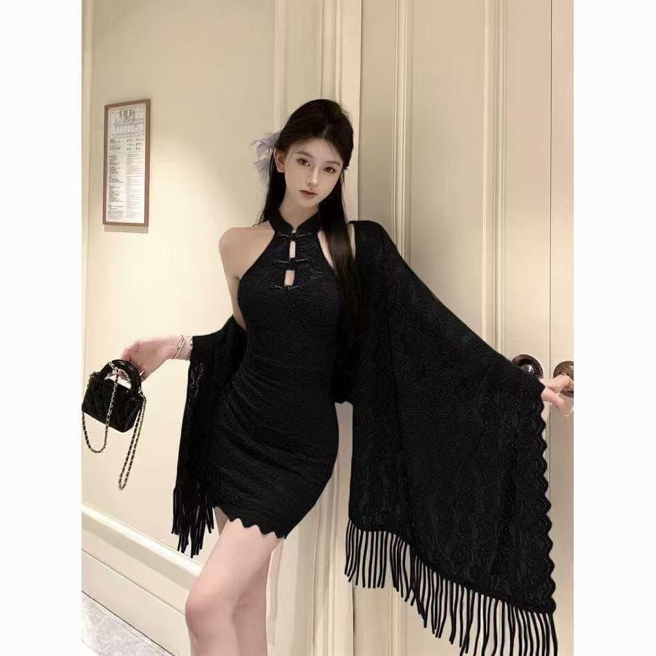 

Elegant Off-the-Shoulder Lace Dress with Tassel Shawl - Spring 2026 Collection M (Recommended 95-110 jin)