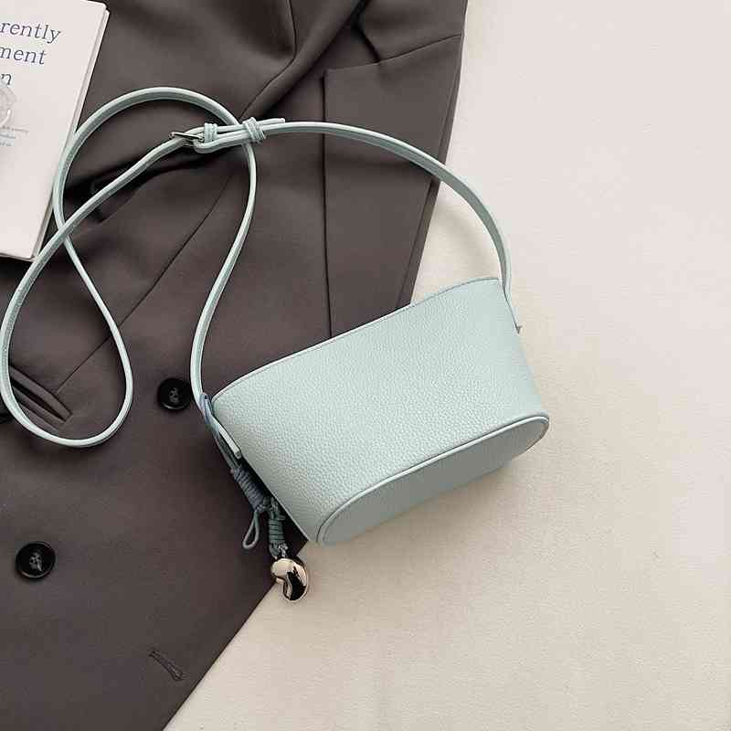 Fashi Red Bucket Handbag French Texture PU Small Crossbody Bags Summer Women's Simple Versatile One Shoulder Bag