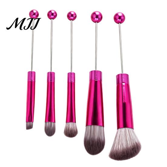 Eye Shadow Brushes 5Pcs Beadable Makeup Brush Set, DIY Cosmetic with Blank Bar, Women Tools Contouring Concealer Eyebrow Foundation for Girls