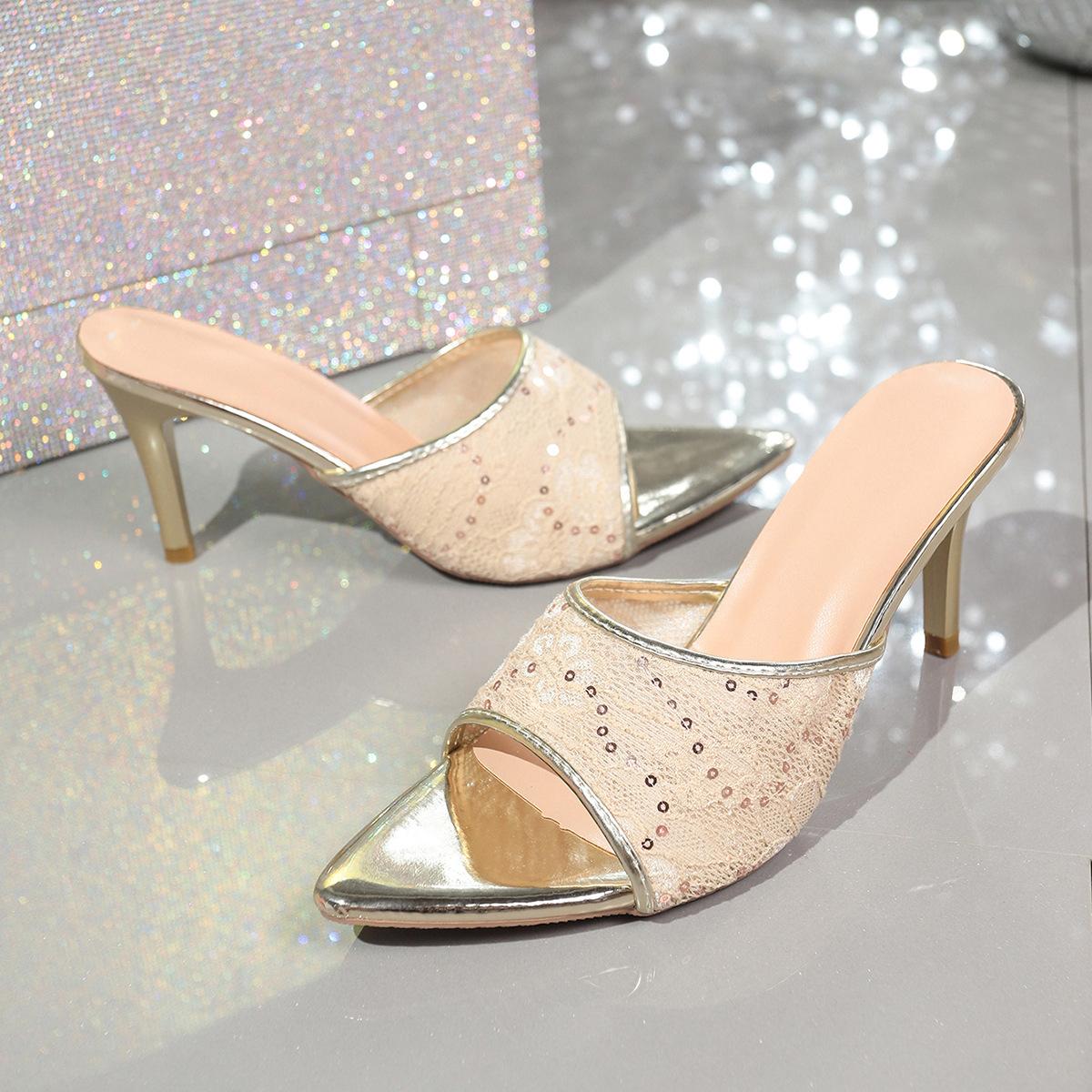 

Внешнеторговая обувь больших размеров для женщин 2025 новая сетка кружево пайетки толстый каблук прозрачный кристальный каблук высокий каблук крутые шлепанцы 42 золотой