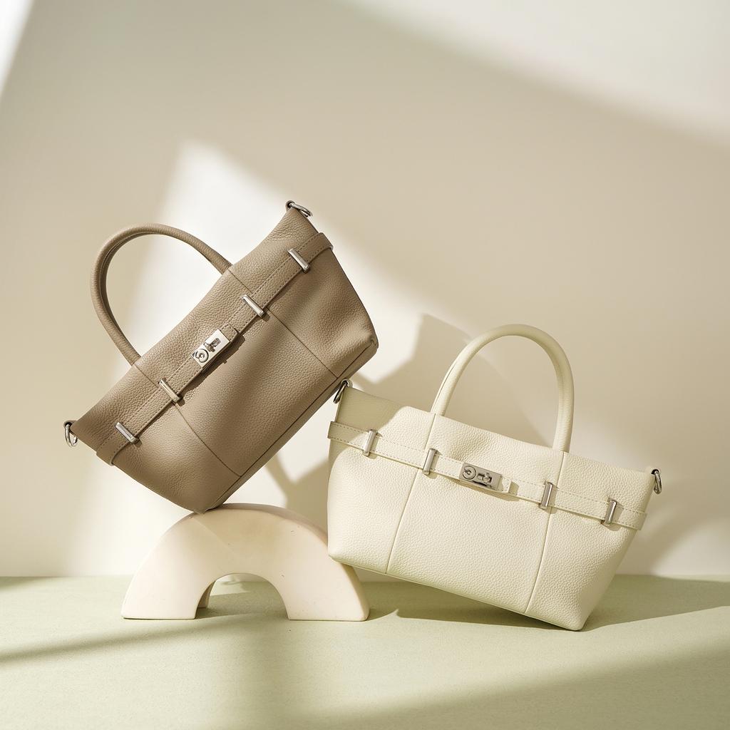 New First-layer Cowhide Lychee Pattern Handbag 2025 Simple Commuting Versatile Single Shoulder Messenger Bag Horizontal Platinum Bag