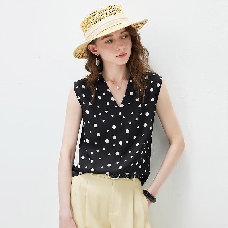 Komongboka 2026 Summer Mulberry Silk Sleeveless V-Neck Top